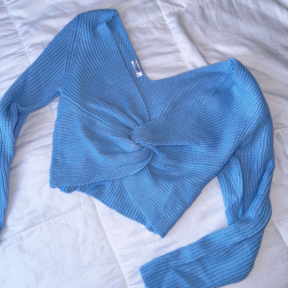 Blue sweater, Size medium